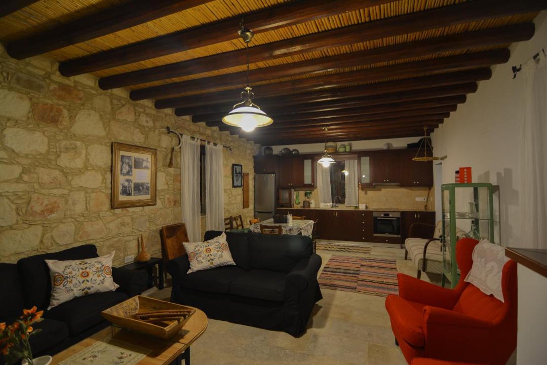 Photo of Livingroom in Latchi