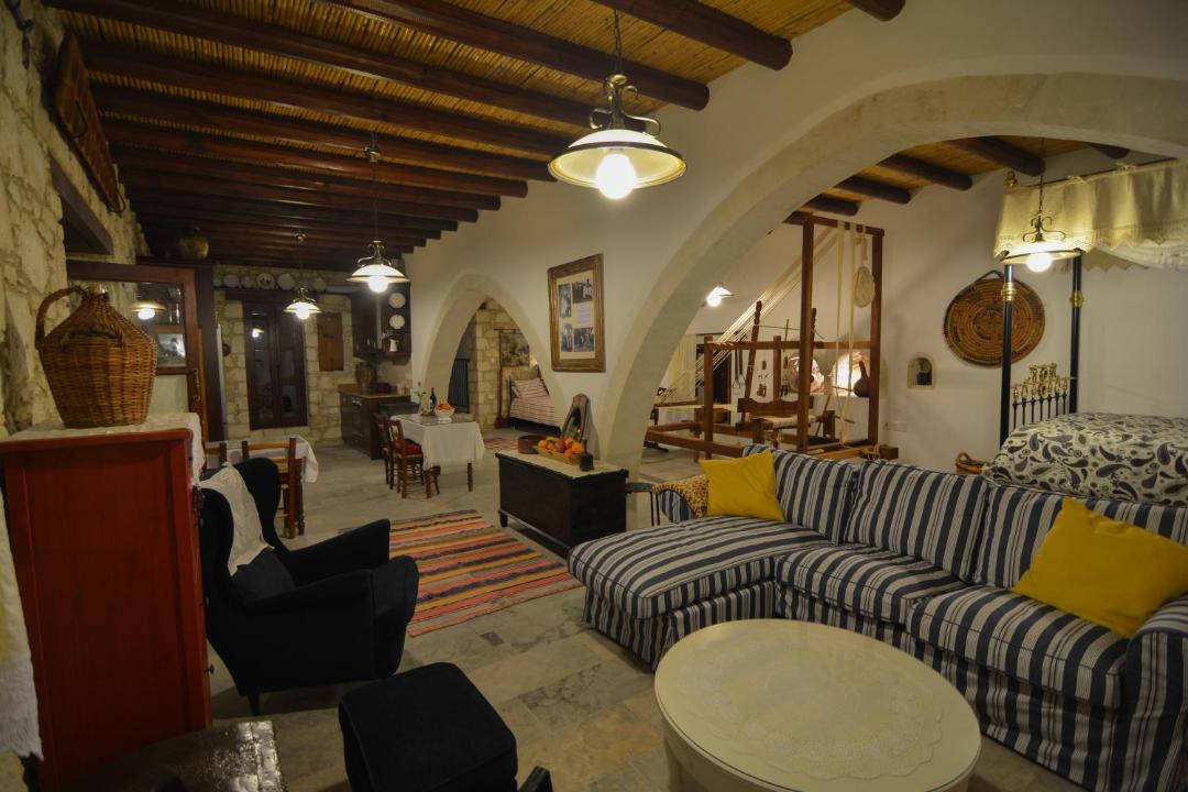 Photo of Livingroom in Latchi