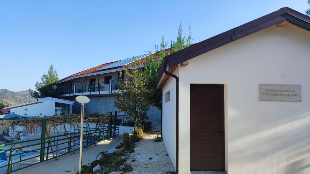 Photo of Buildings in Alona