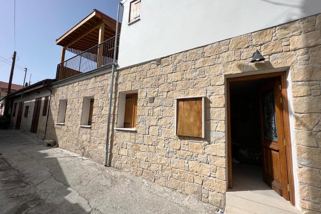 Photo of Buildings in Omodos