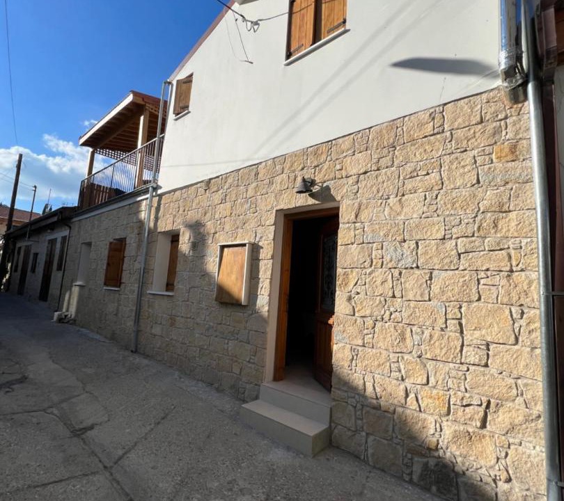 Photo of Buildings in Omodos