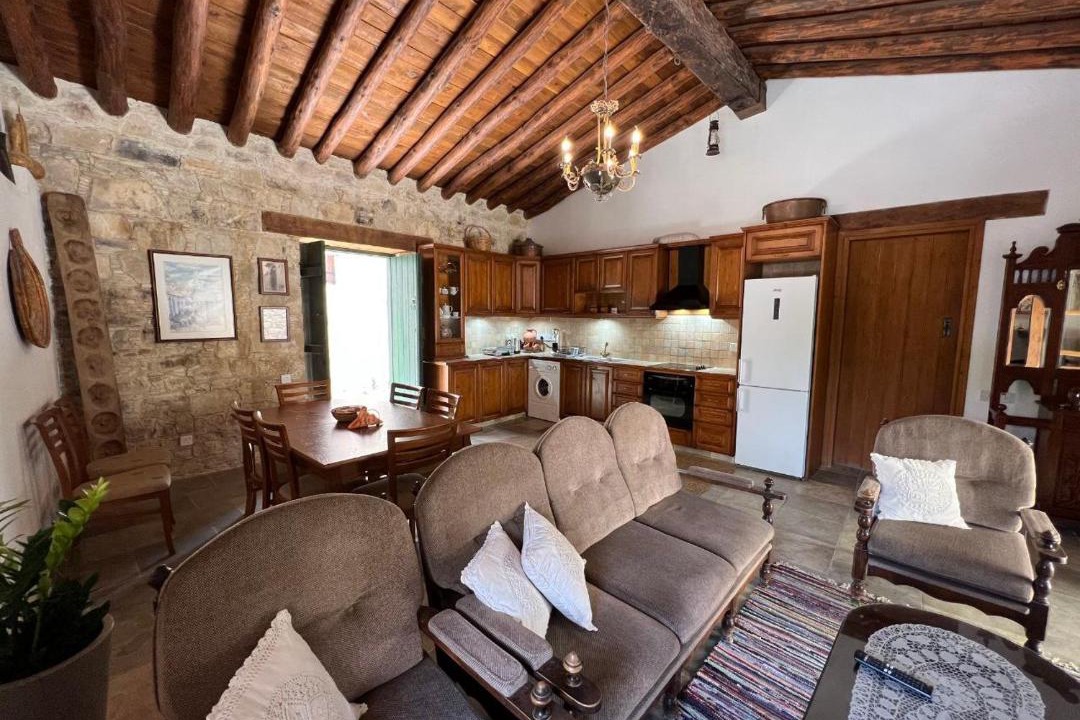 Photo of Livingroom in Lofou