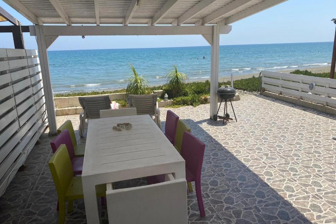 Photo of Patio Balcony in Meneou
