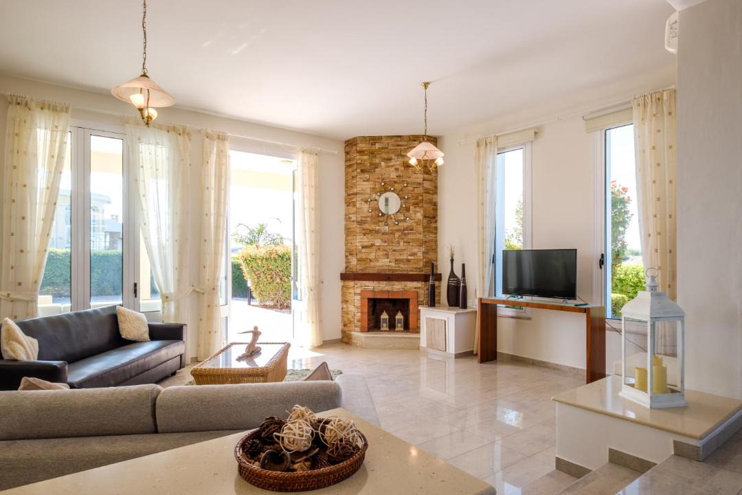 Photo of Livingroom in Cape Greko