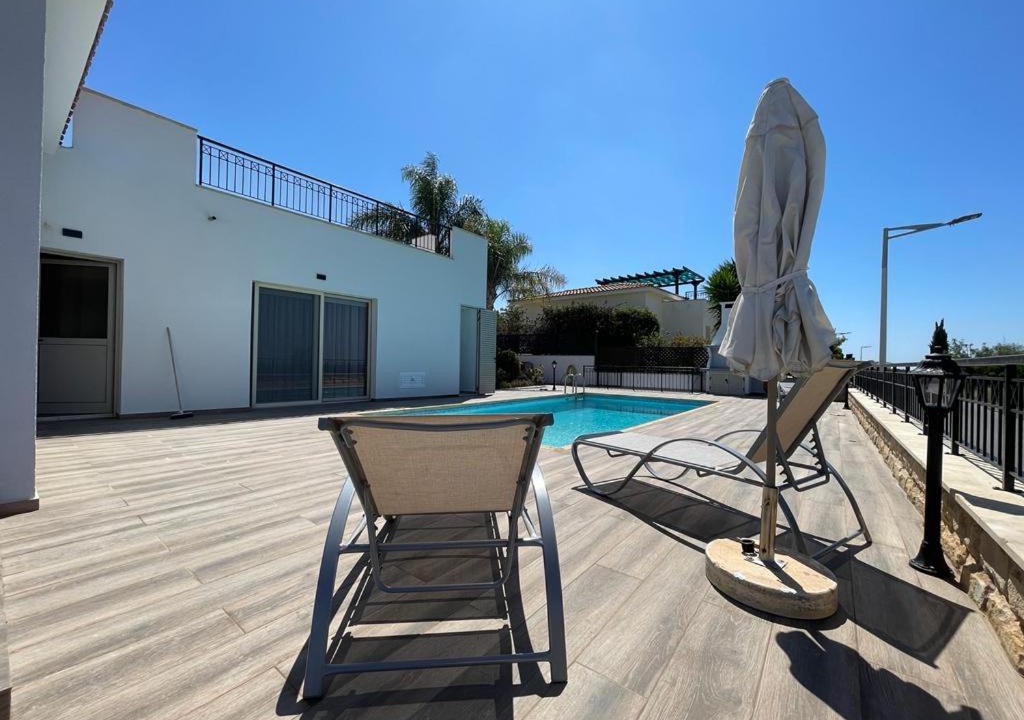 Photo of Outdoor in Peyia Town