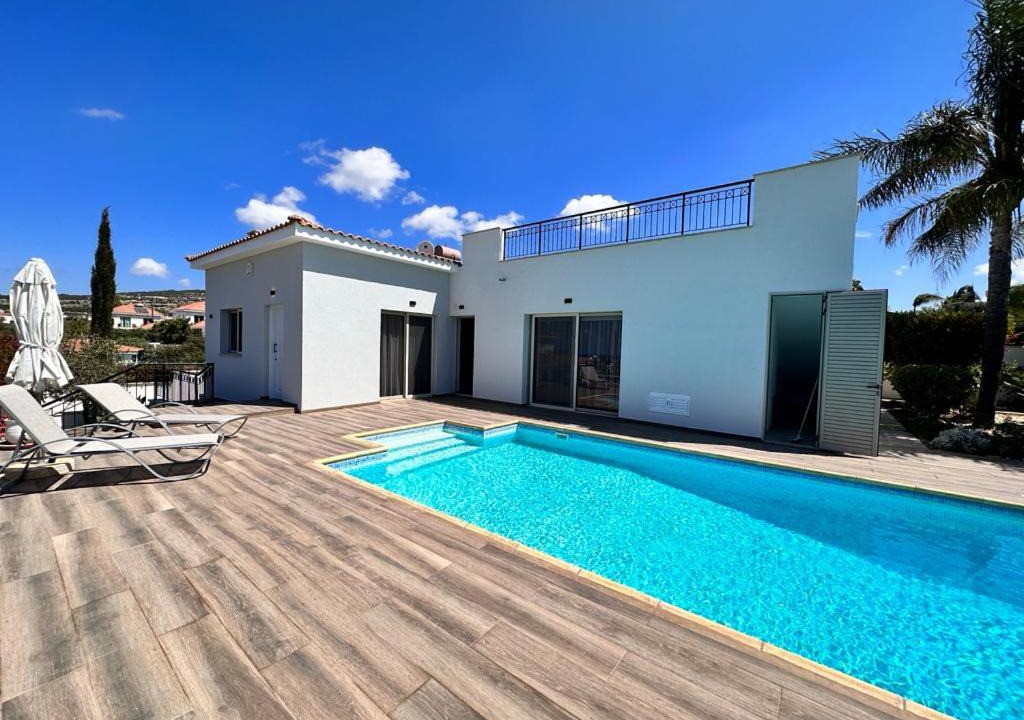 Photo of Outdoor in Peyia Town