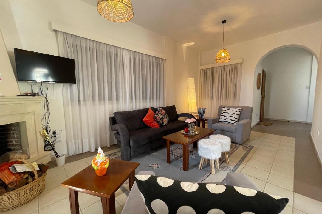 Photo of Livingroom in Pomos