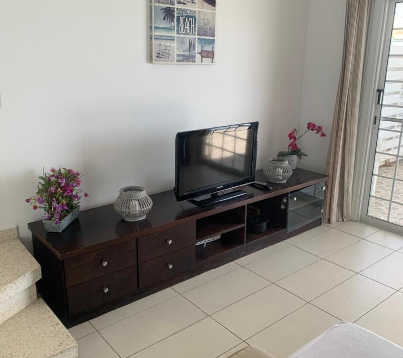 Photo of Livingroom in Meneou