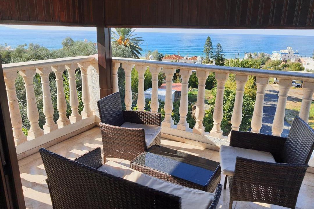 Photo of Patio Balcony in Pomos