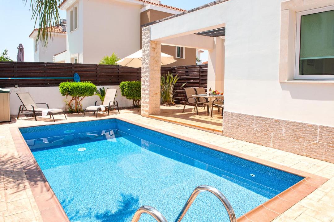 Photo of Patio Balcony in Pernera