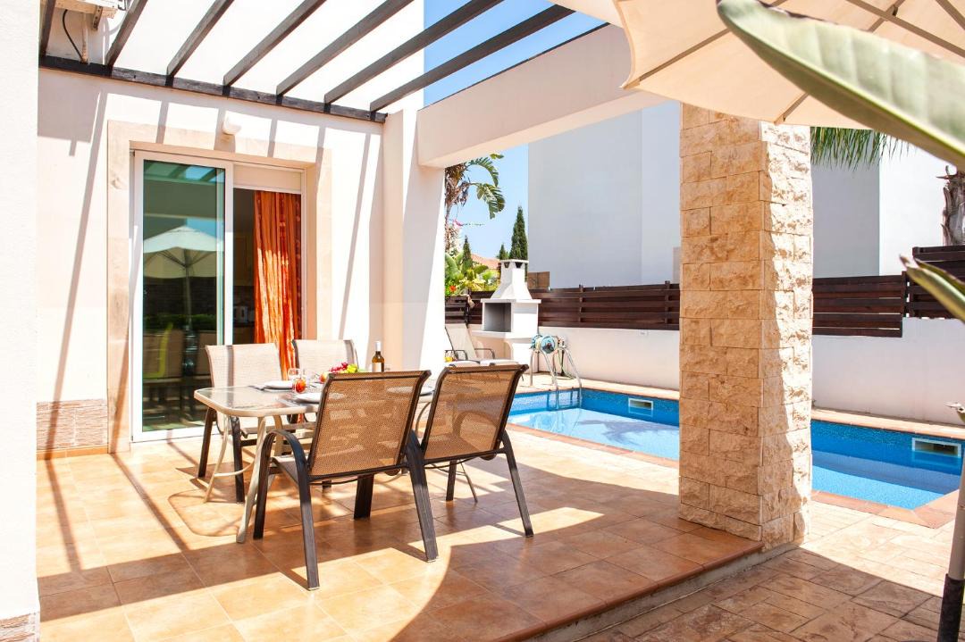 Photo of Patio Balcony in Pernera