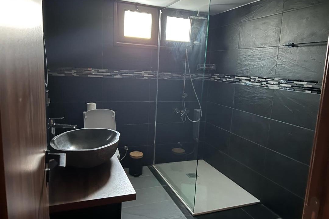 Photo of Bathroom in Vasa Koilaniou