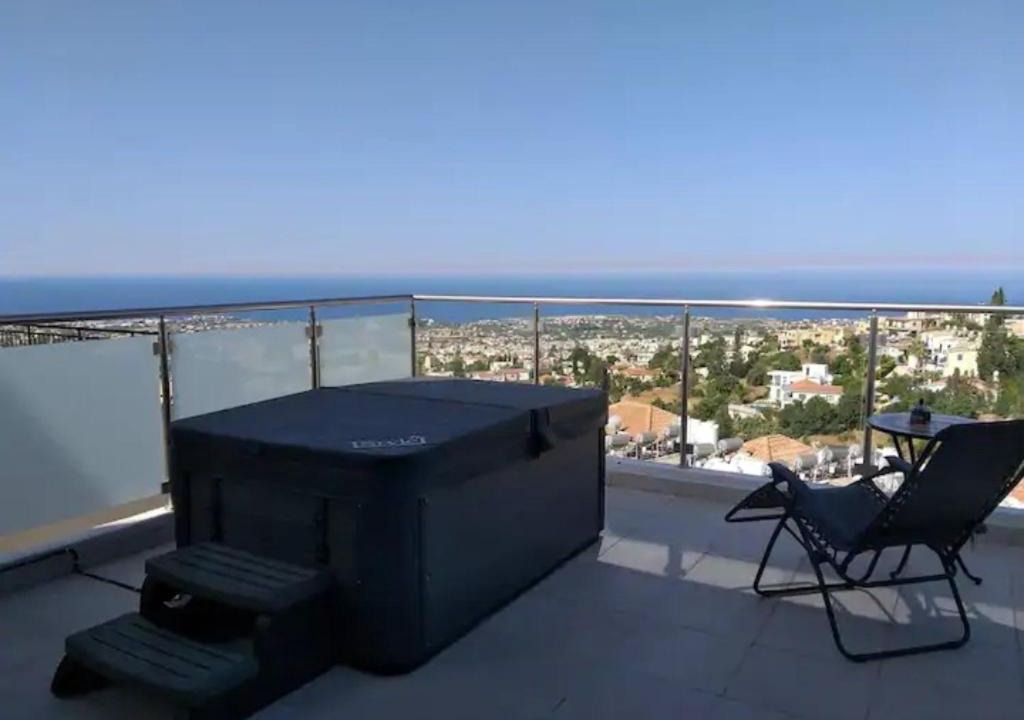 Photo of Patio Balcony in Peyia Town