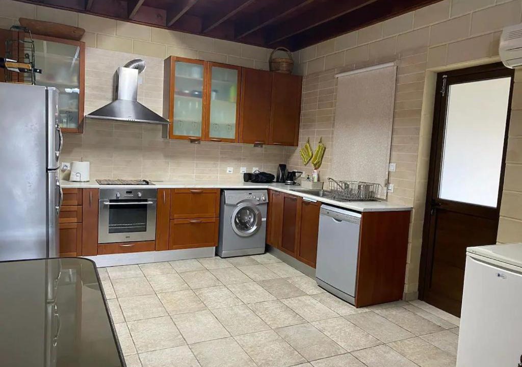 Photo of Kitchen in Politiko