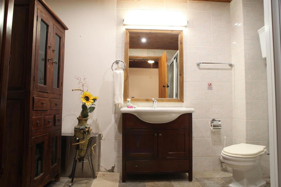 Photo of Bathroom in Lofou