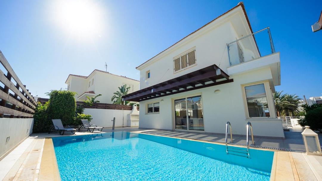 Photo of Outdoor in Pernera