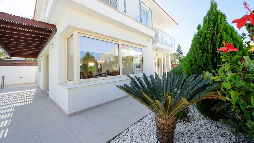 Photo of Patio Balcony in Pernera