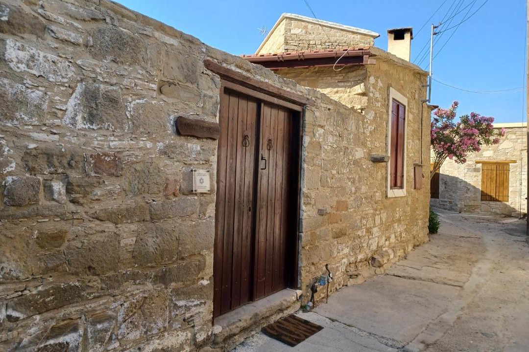 Photo of Buildings in Tochni