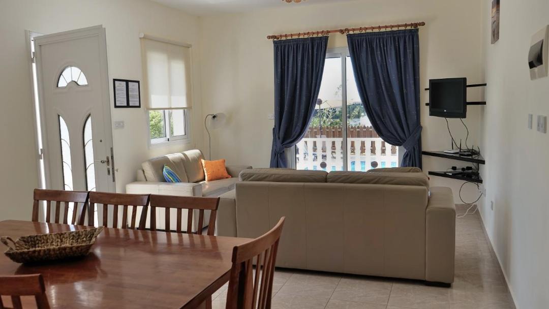 Photo of Livingroom in Pegeia