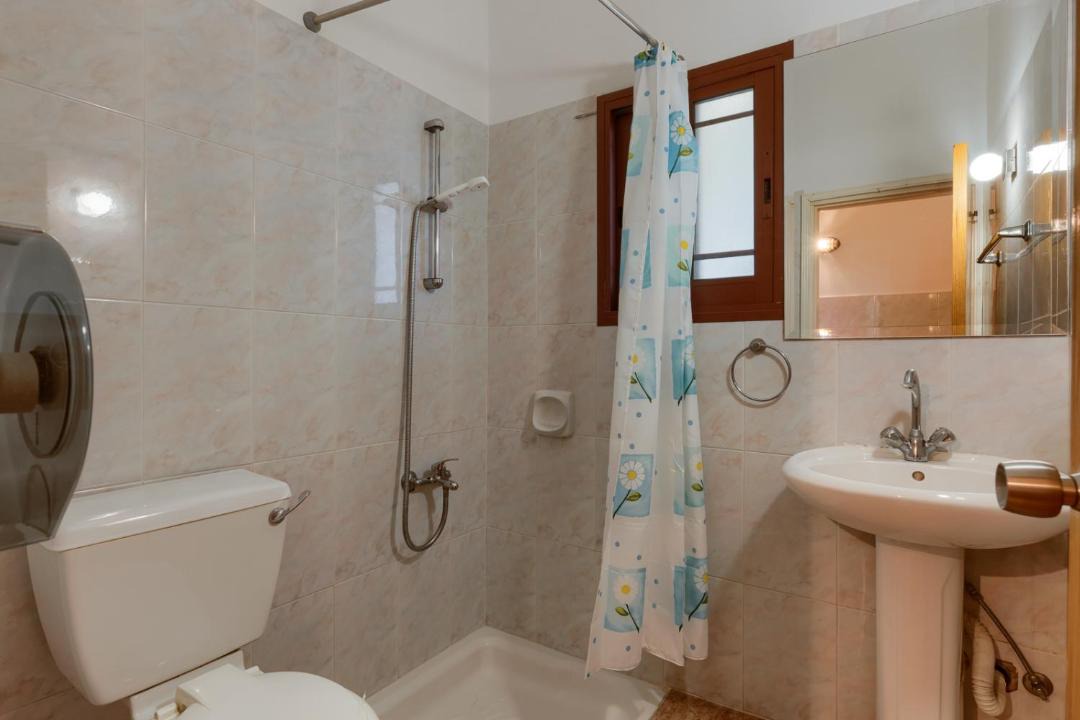 Photo of Bathroom in Kathikas