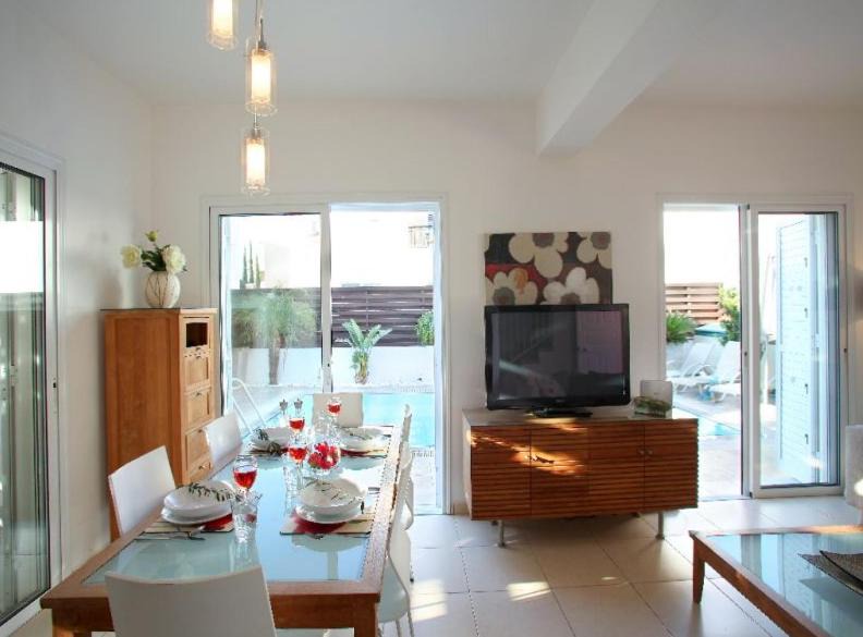 Photo of Livingroom in Cape Greko