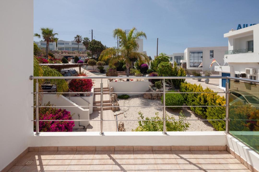 Photo of Patio Balcony in Kissonerga