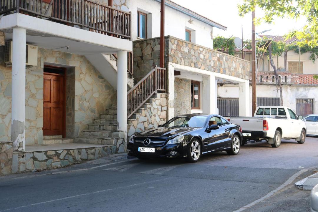 Photo of Buildings in Pelentri