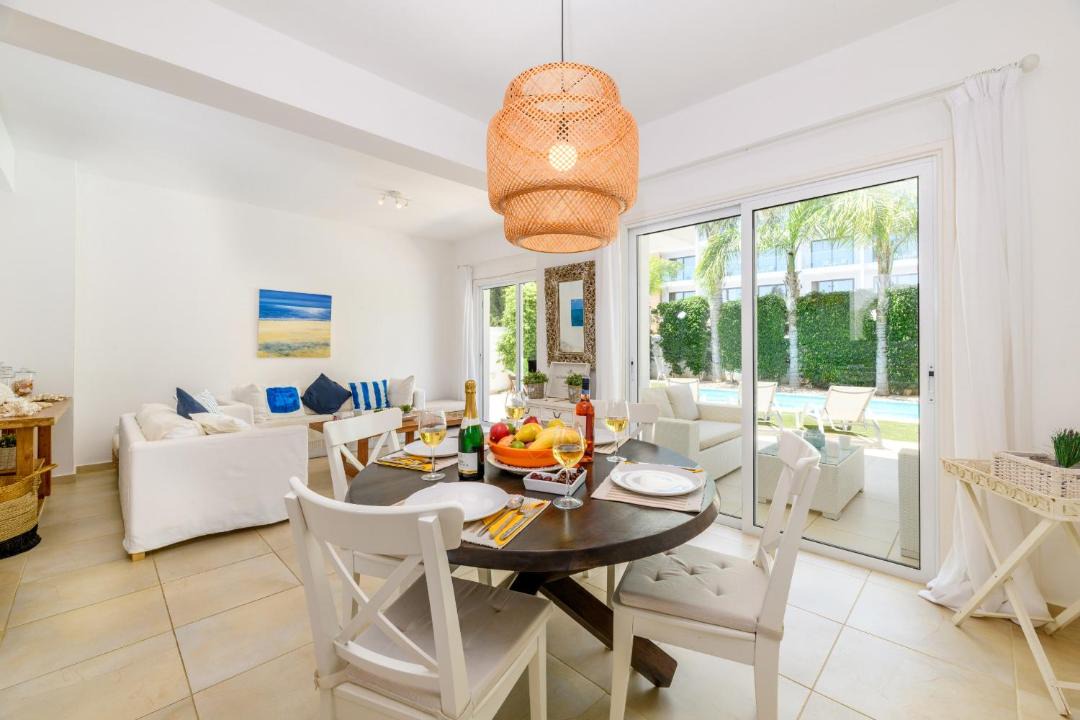 Photo of Livingroom in Cape Greko