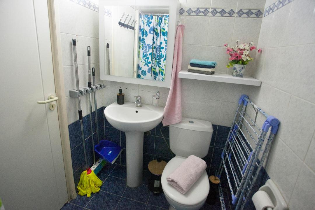 Photo of Bathroom in Neapolis