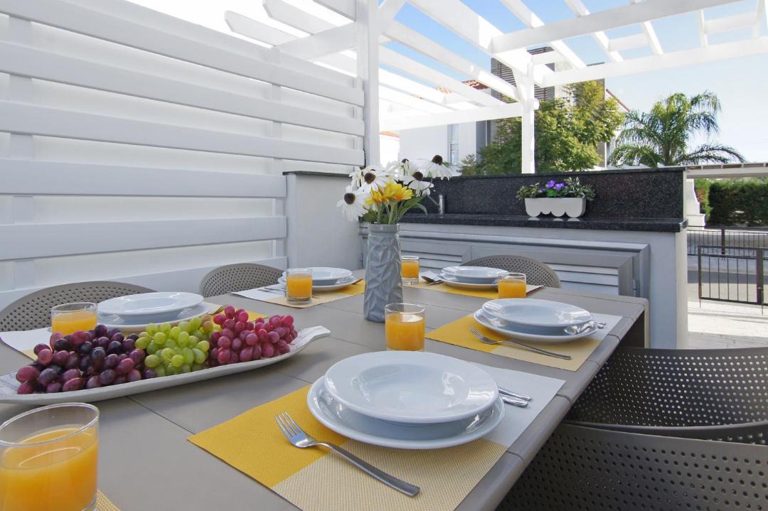 Photo of Patio Balcony in Pernera