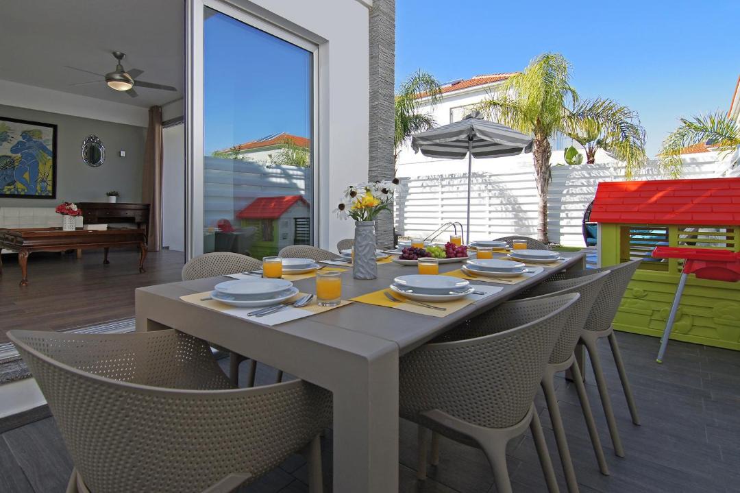 Photo of Patio Balcony in Pernera