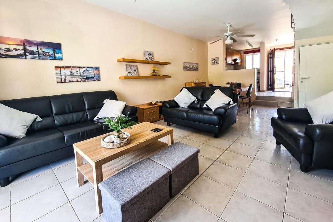 Photo of Livingroom in Peyia Town