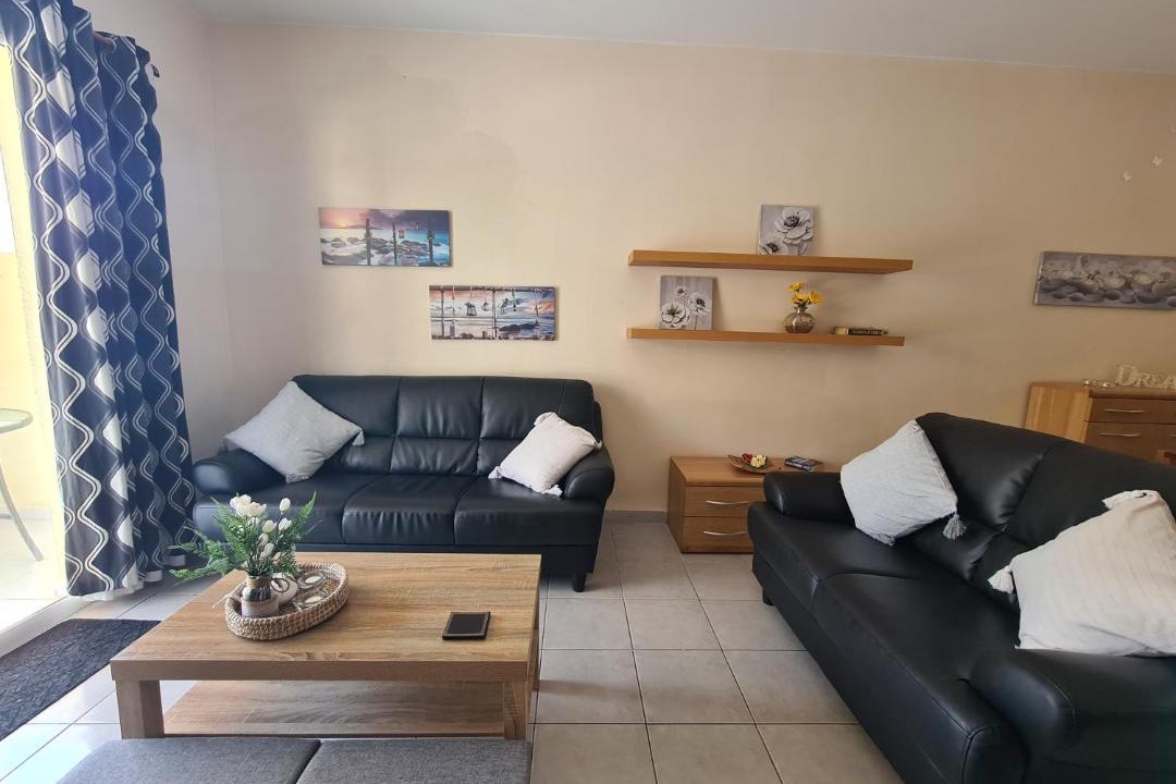Photo of Livingroom in Peyia Town