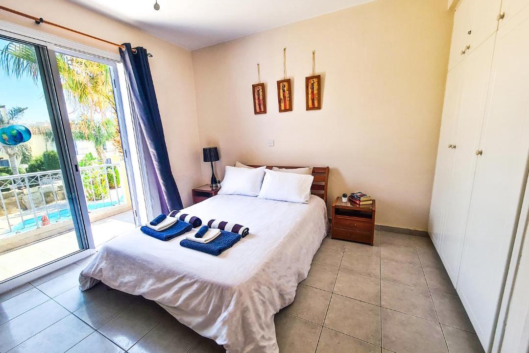 Photo of Bedroom in Peyia Town