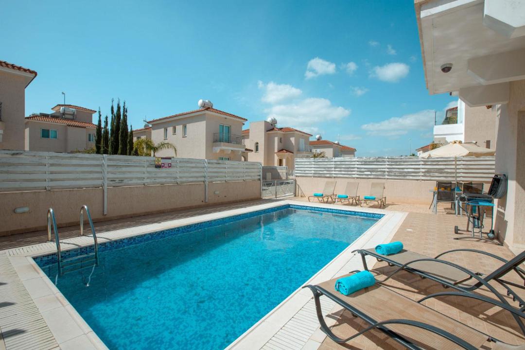 Photo of Outdoor in Pernera