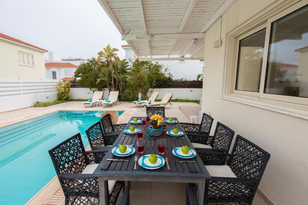 Photo of Patio Balcony in Pernera