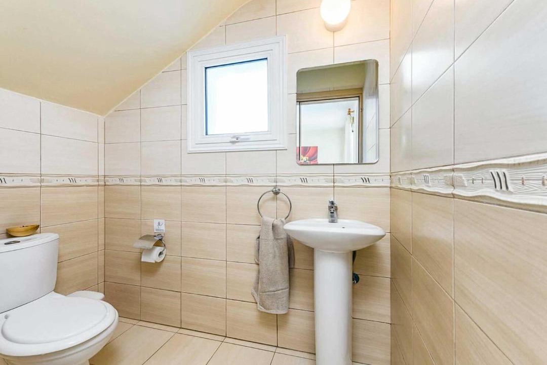 Photo of Bathroom in Pernera
