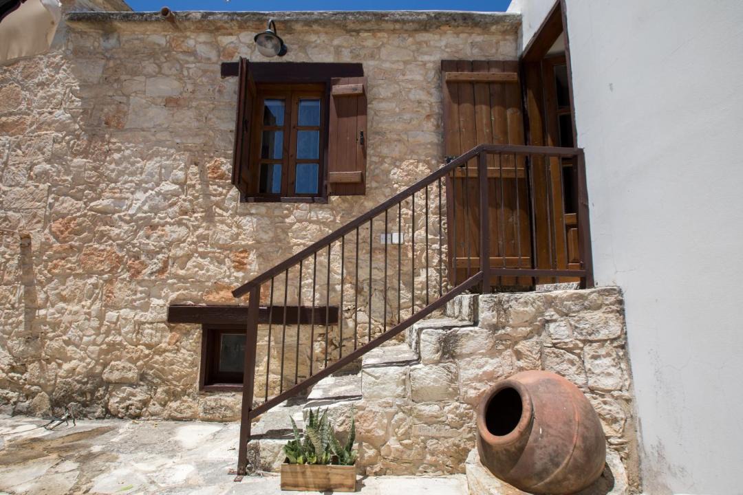 Photo of Buildings in Droushia
