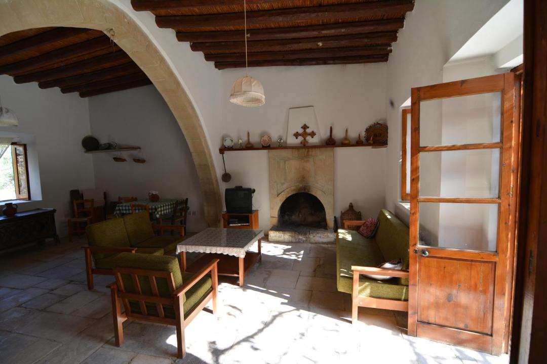 Photo of Others in Pano Akourdalia