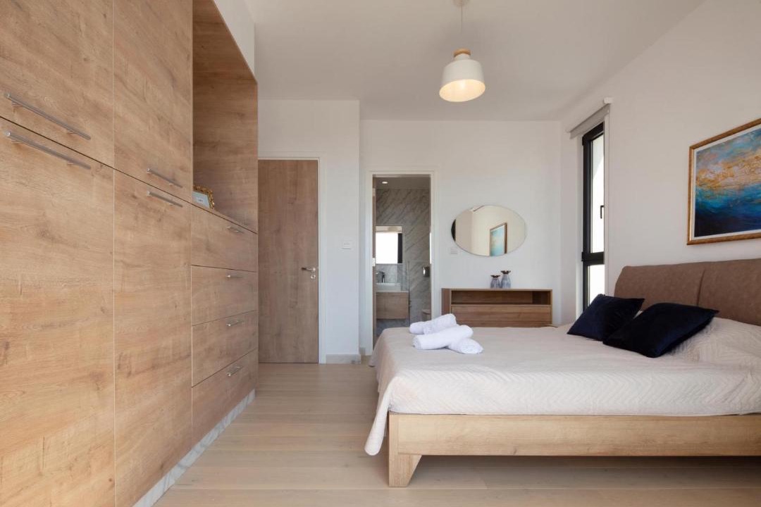 Photo of Bedroom in Emba