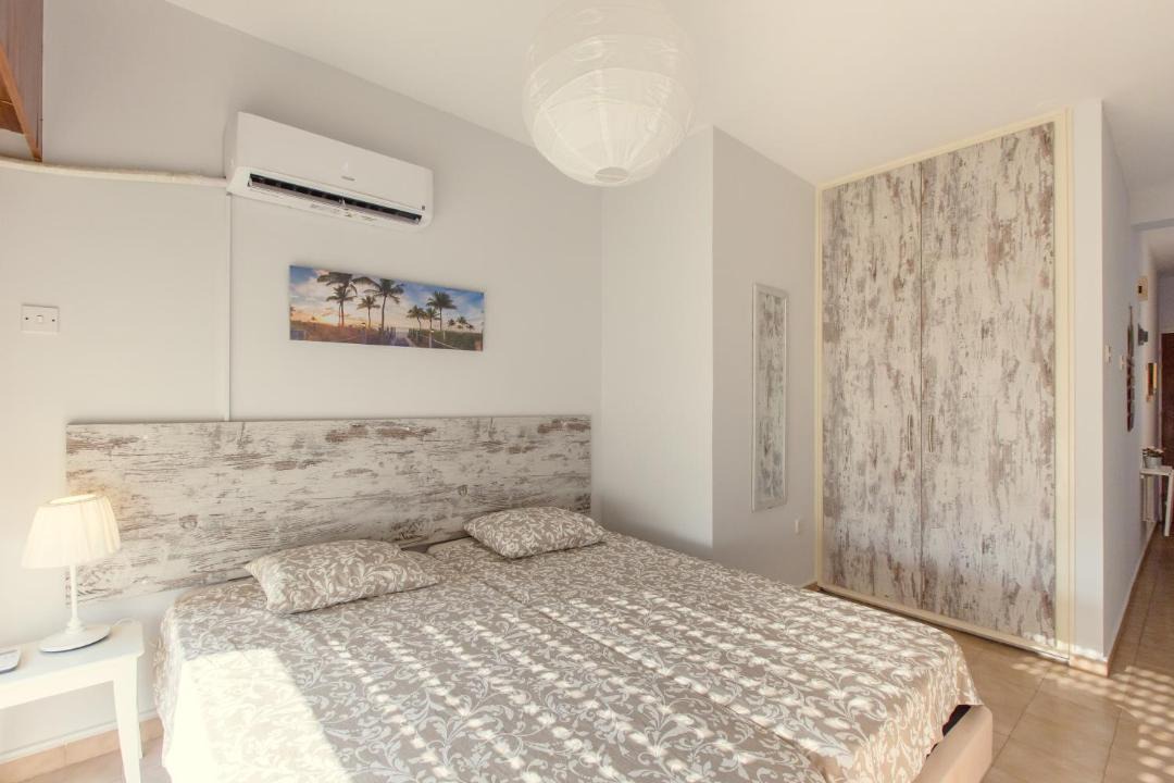 Photo of Bedroom in Skala
