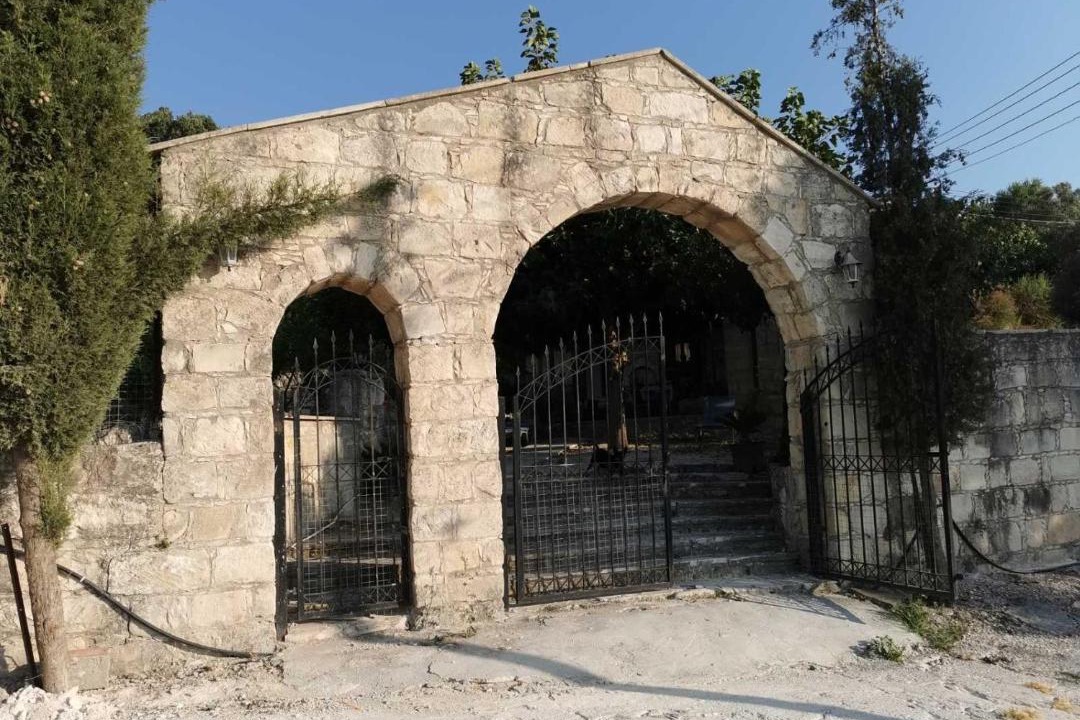 Photo of Buildings in Lasa