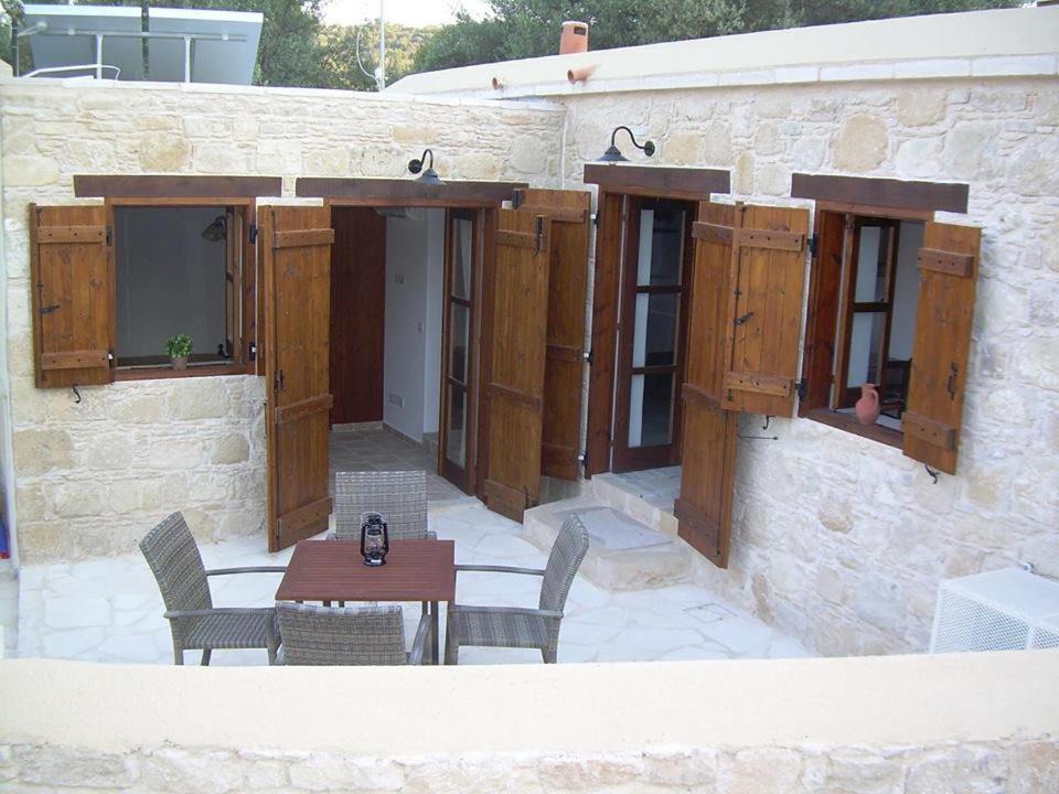 Photo of Others in Kato Akourdalia