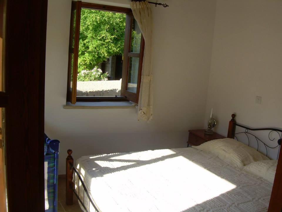 Photo of Bedroom in Kato Akourdalia