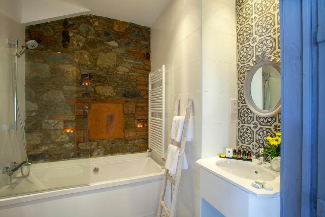 Photo of Bathroom in Askas