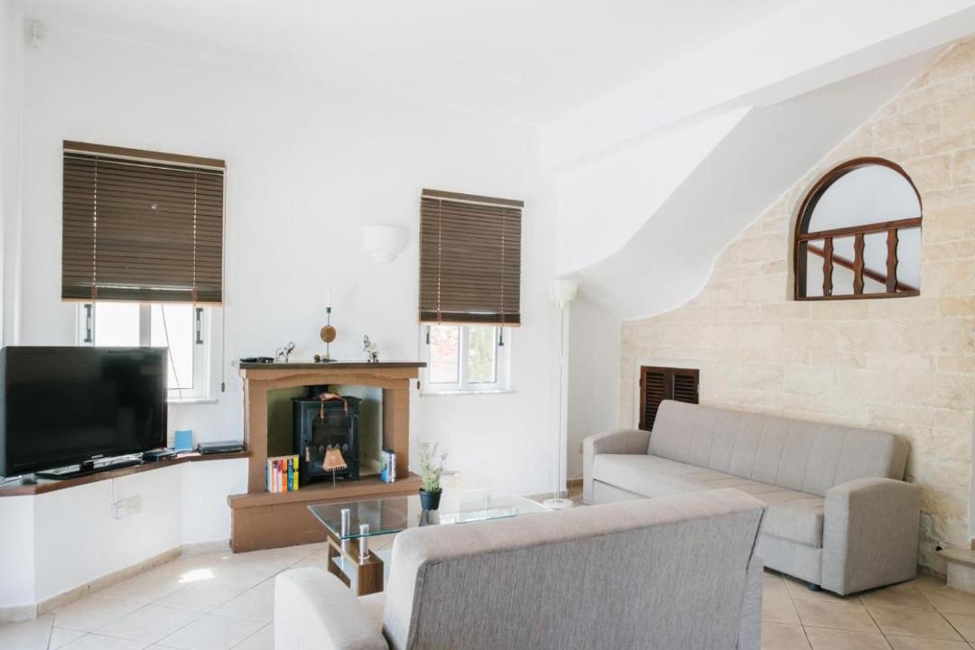 Photo of Livingroom in Latchi