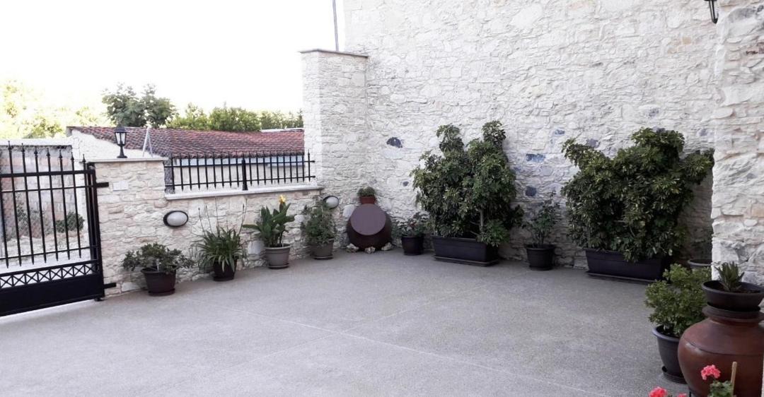 Photo of Patio Balcony in Omodos