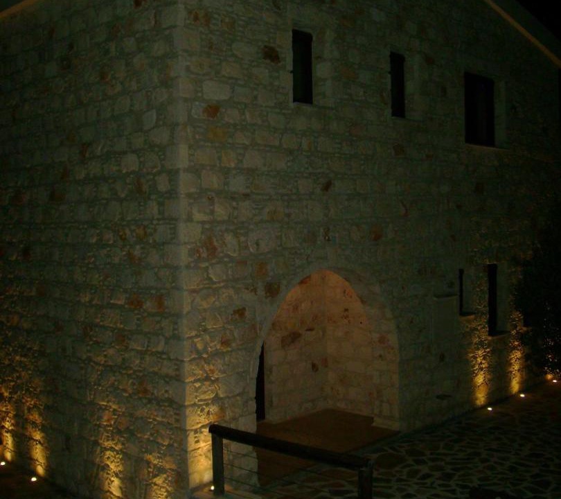 Photo of Others in Theletra