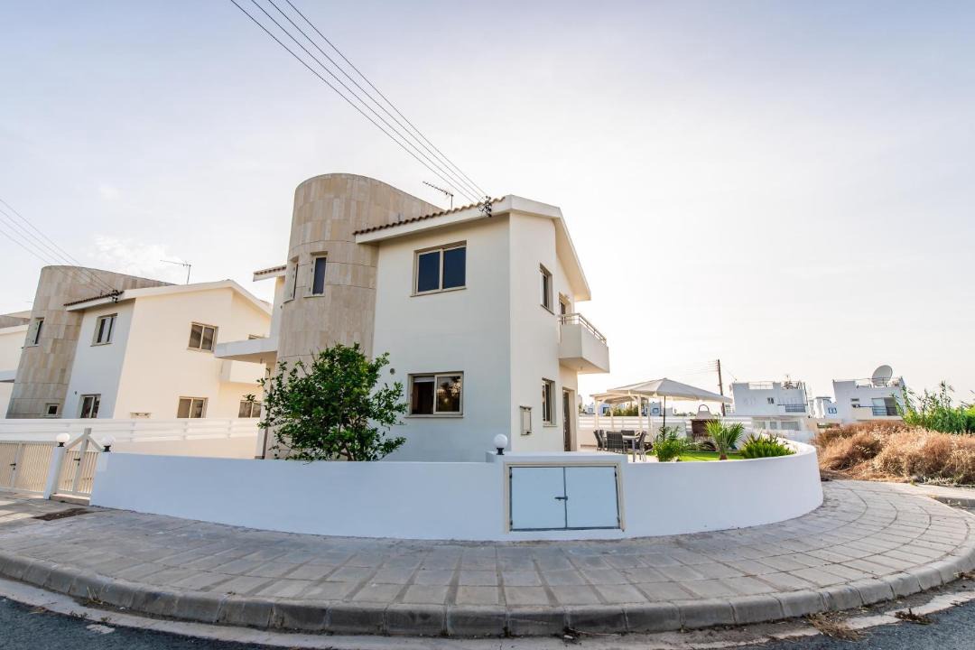 Photo of Buildings in Kapparis
