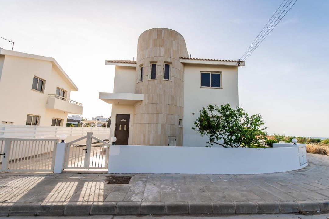 Photo of Buildings in Kapparis